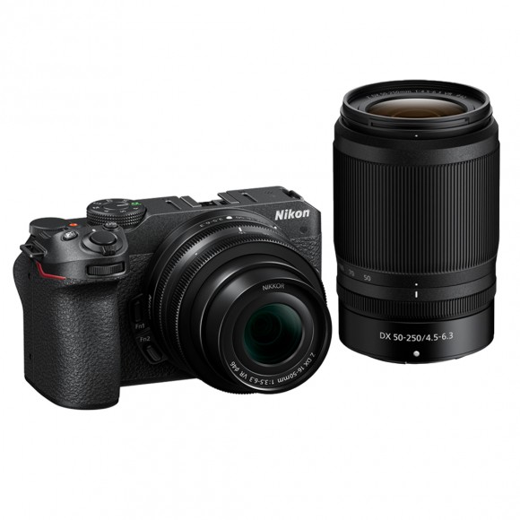 Nikon Z30 + ZDX 16-50mm f/3.5-6.3 VR & 50-250mm f/4.5-6.3 VR